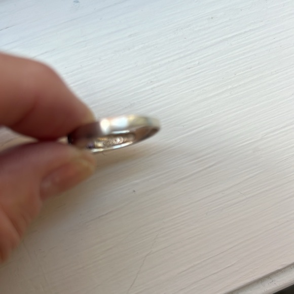 925 silver women’s ring, (3) Amethyst stones (unsure real or simulated) … - Picture 6 of 7